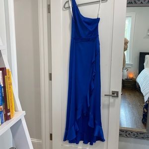 Chiffon one-shoulder dress